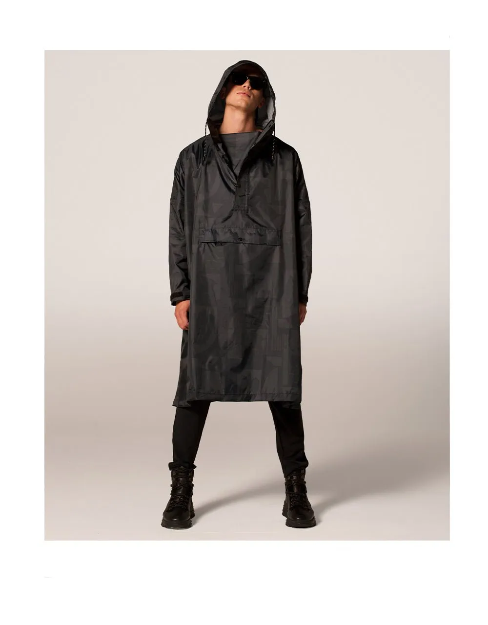 BACK TO BLACK ART CAMO - RAIN PONCHO