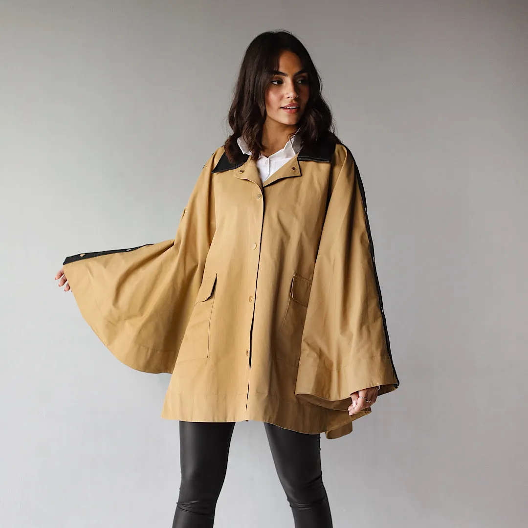 Beige buttoned poncho