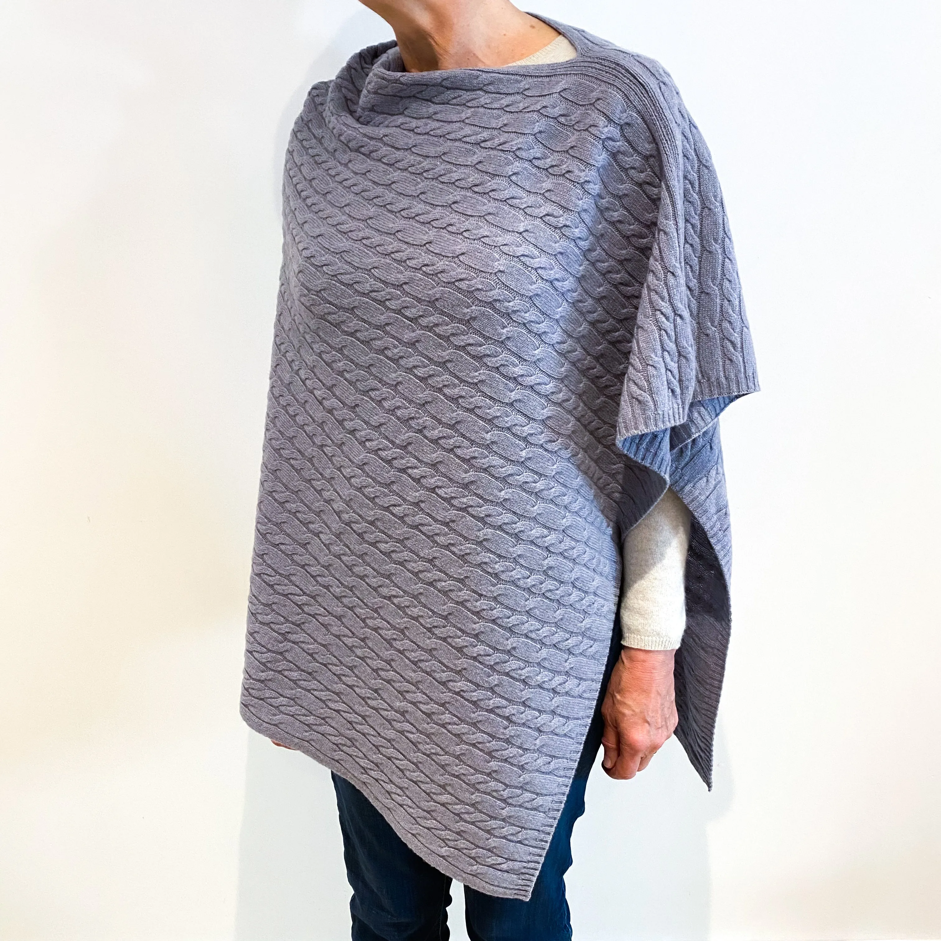 Brand New Scottish Dove Grey Cashmere Cable Poncho One Size