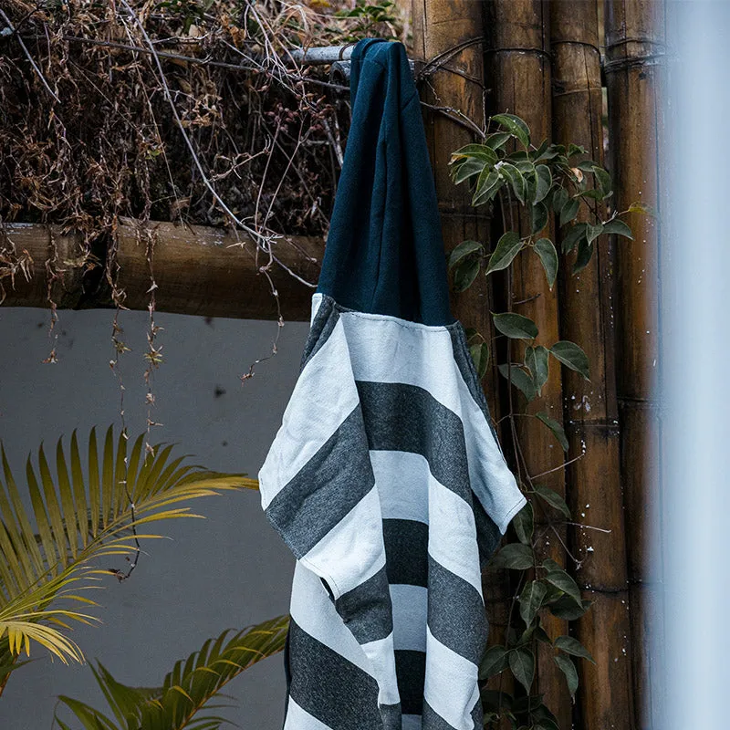 Changing Poncho: Stripes Noll Black