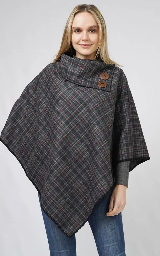 EPC10805 PLAID COCONUT BUTTON PONCHO