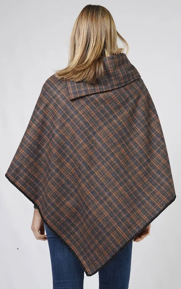 EPC10805 PLAID COCONUT BUTTON PONCHO