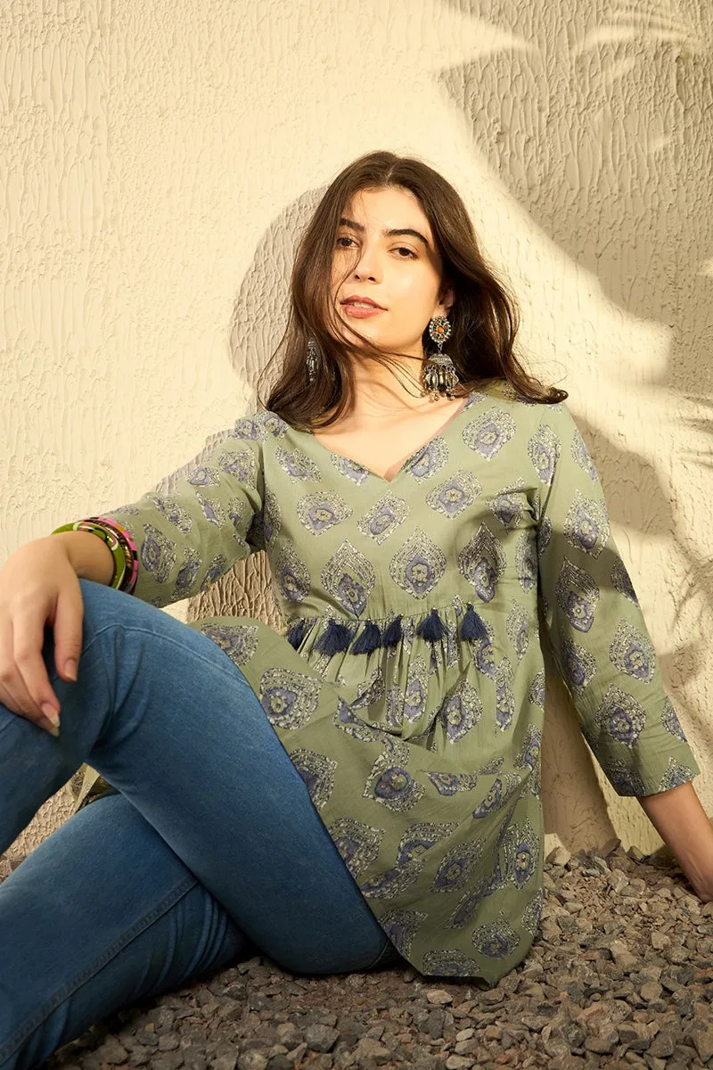 Green Cotton Blend Ethnic Motifs Printed Peplum Tunic VT1283