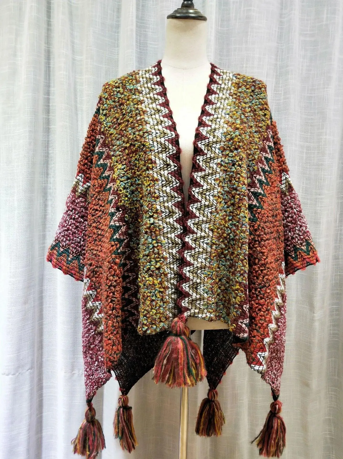 Knitted Poncho Tassel Cloak