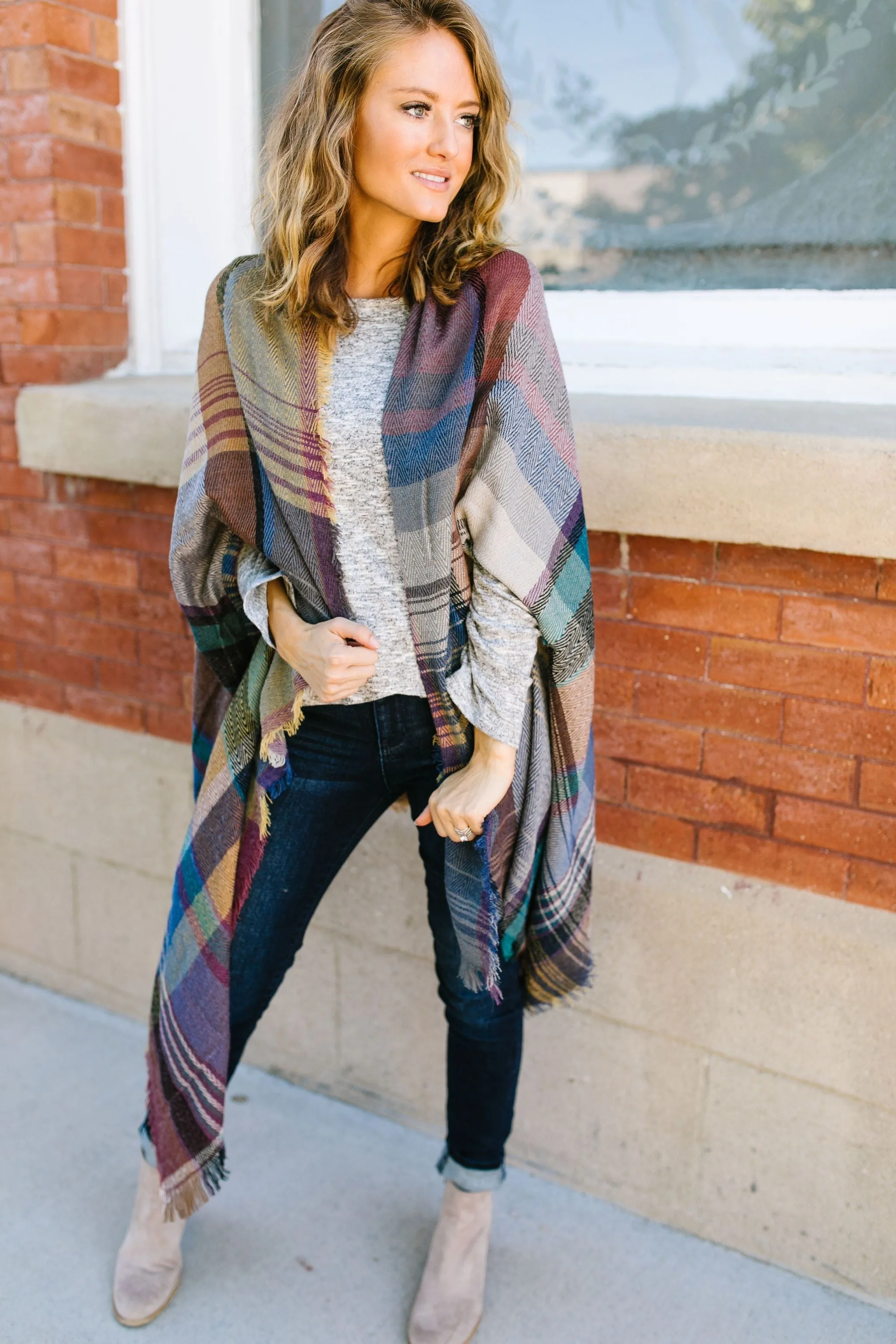 Nacho Basic Plaid Poncho In Camel