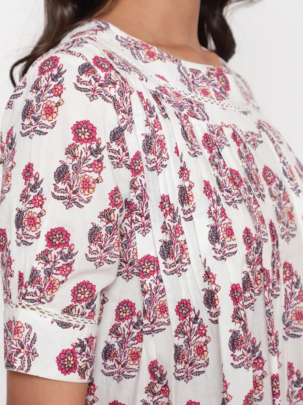 Pink White Floral Printed Pintuck Tunic Top