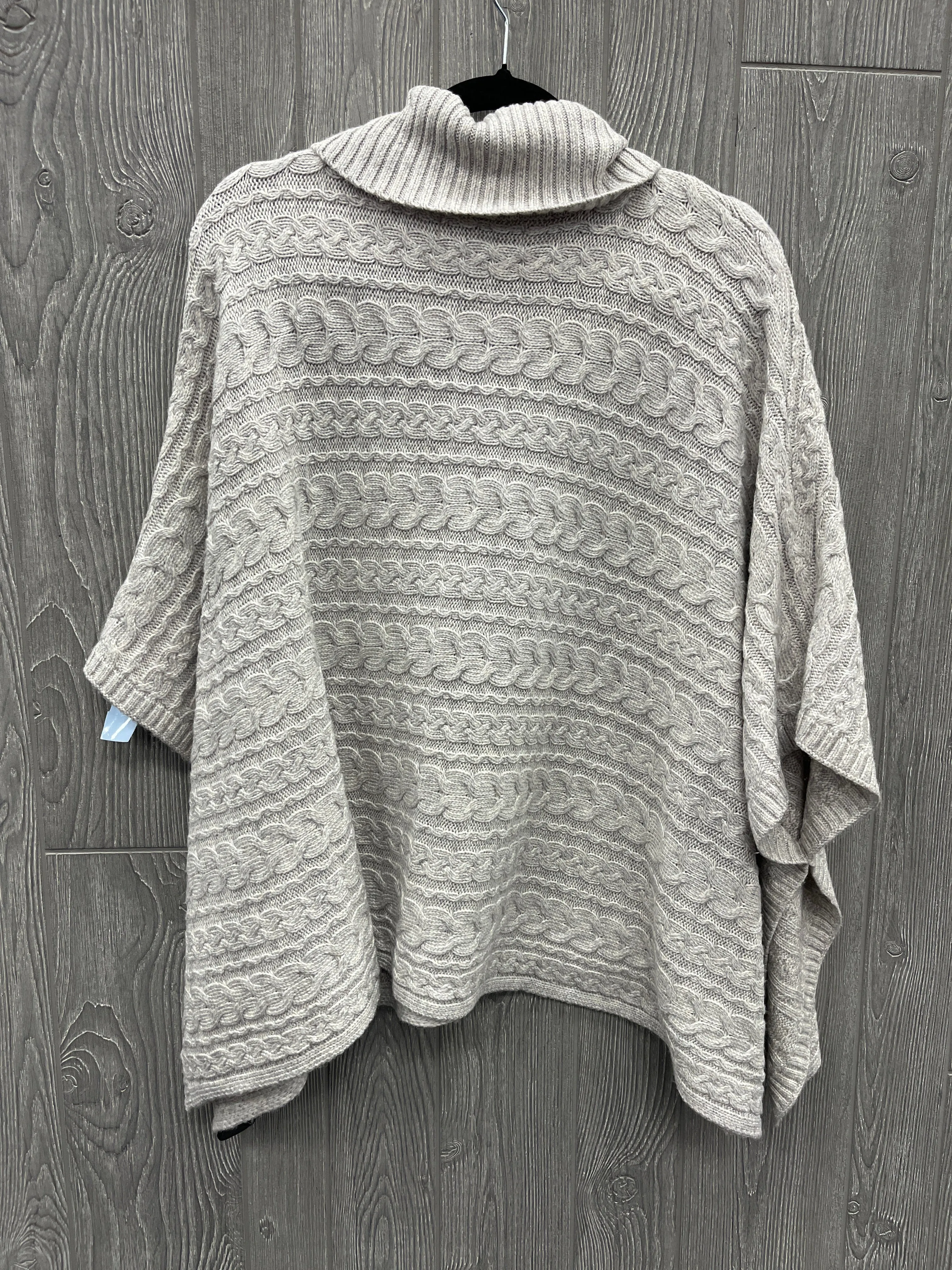 Poncho By Rachel Zoe In Grey, Size: Osfm