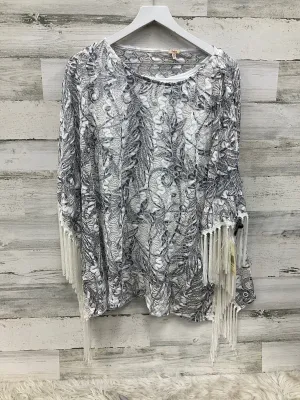 Poncho By Reba In Silver, Size: M