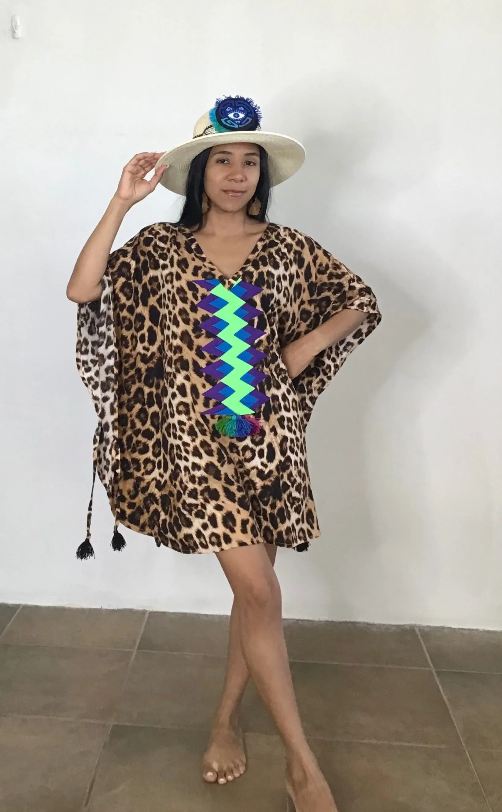 Poncho Pintas Ngabe Gigante | Handcrafted Elegance | Nido Shop