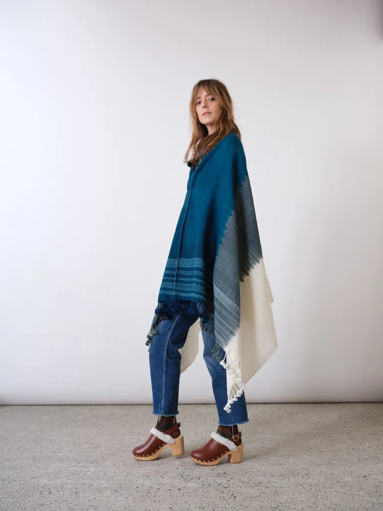 Poncho tie and dye bleu denim