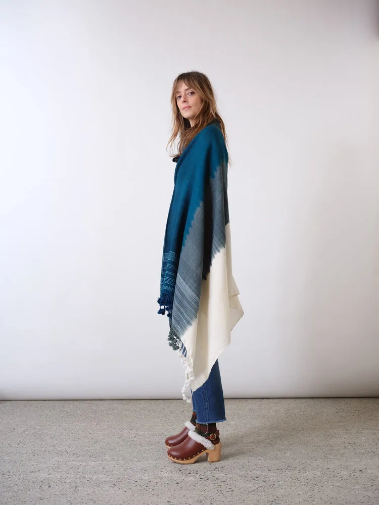 Poncho tie and dye bleu denim