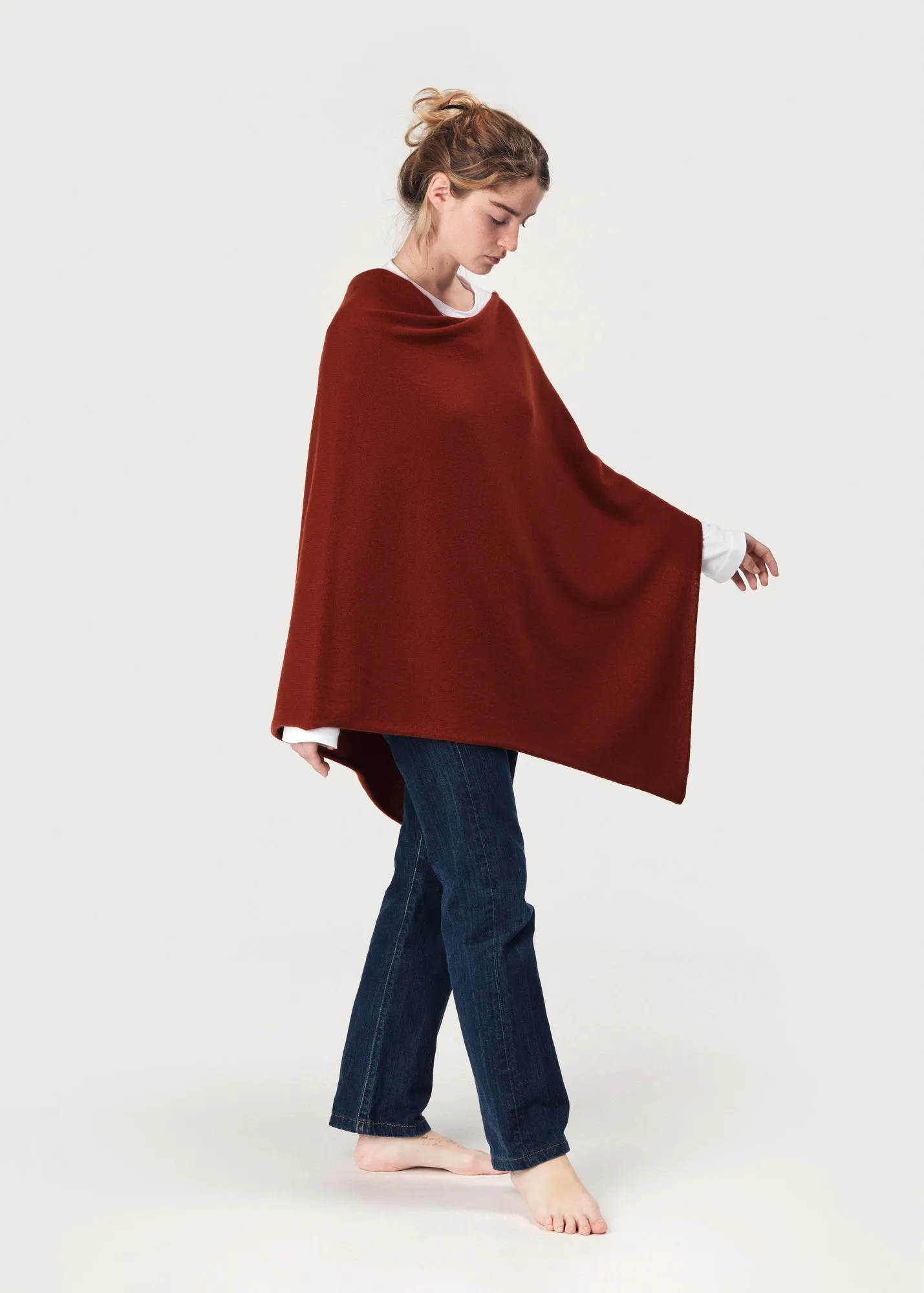 THE CLASSIC PONCHO | Harissa