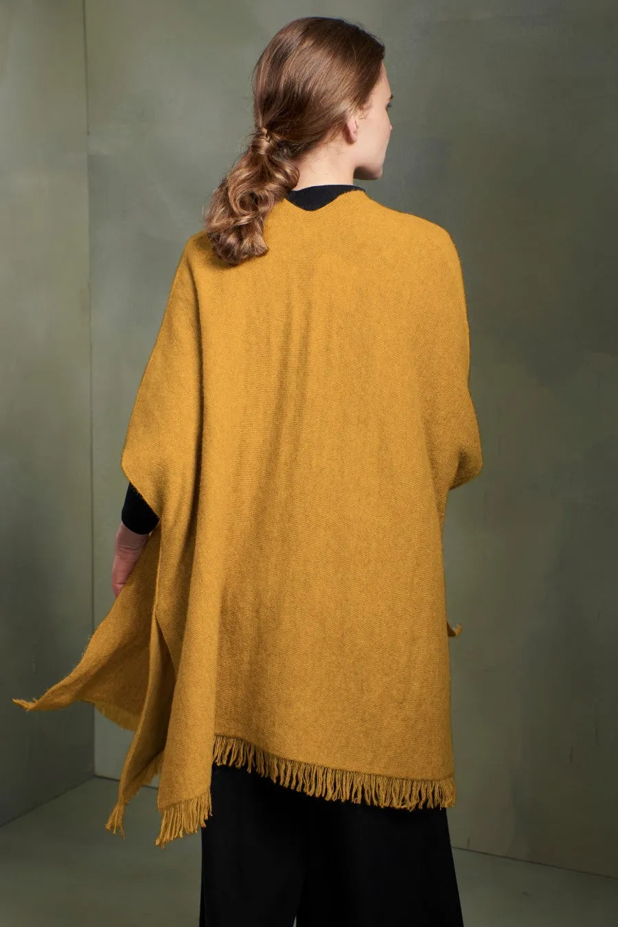 Tibra Cape Baby Alpaca Color Senape & Ecru