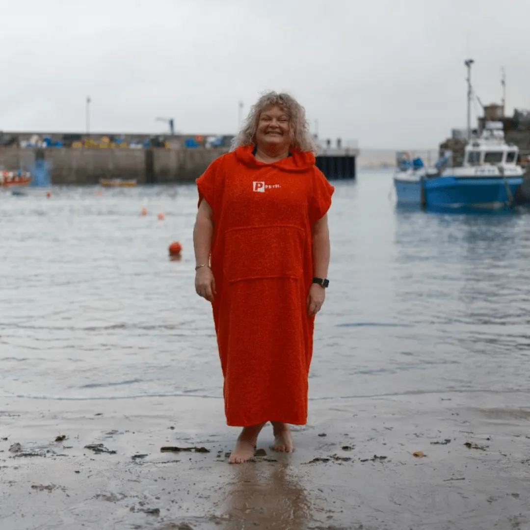 Towel Changing Poncho / Robe With Pockets Adult - Red