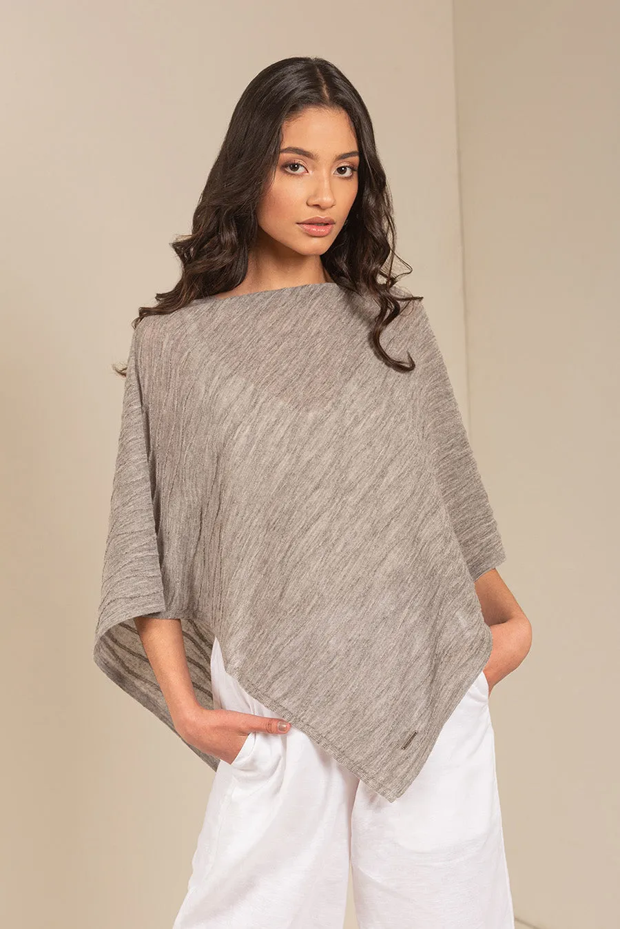 Ustinov Poncho Baby Alpaca Color Thunder