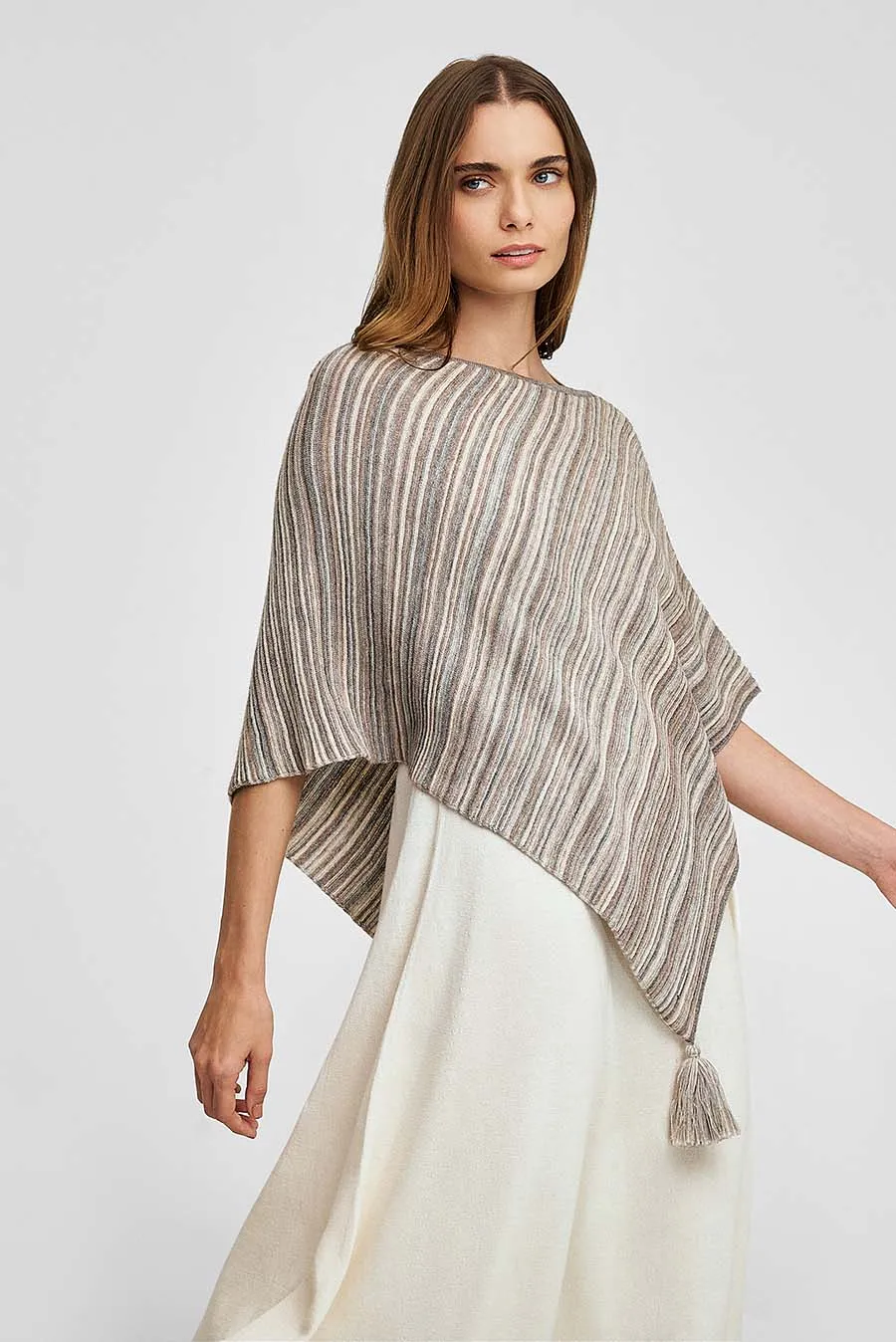 Walnut Poncho Cotton & Baby Alpaca Color Grey