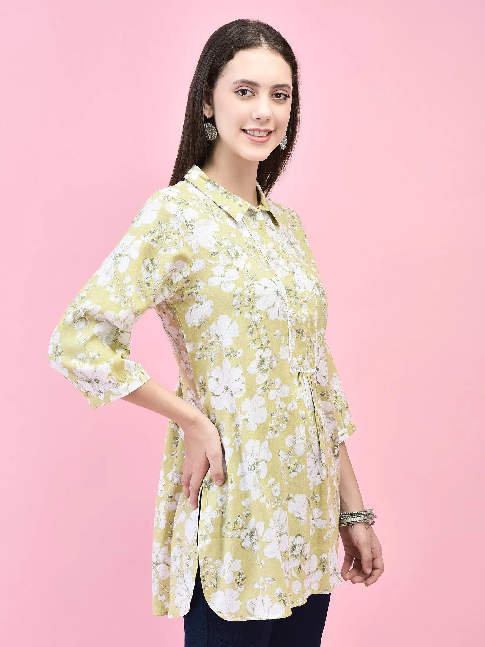 Women Liva (Rayon) Green Floral Print Tunic