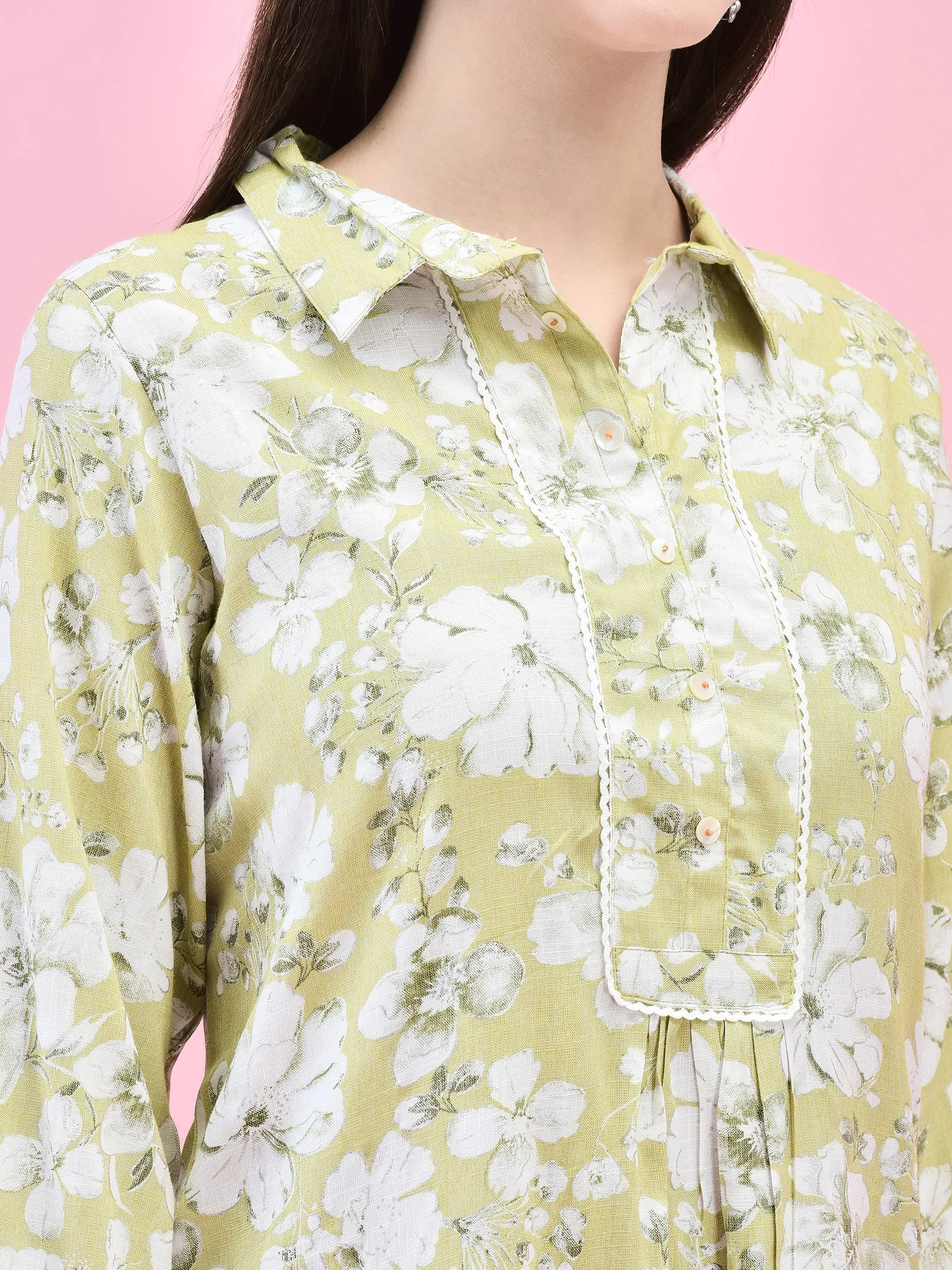 Women Liva (Rayon) Green Floral Print Tunic