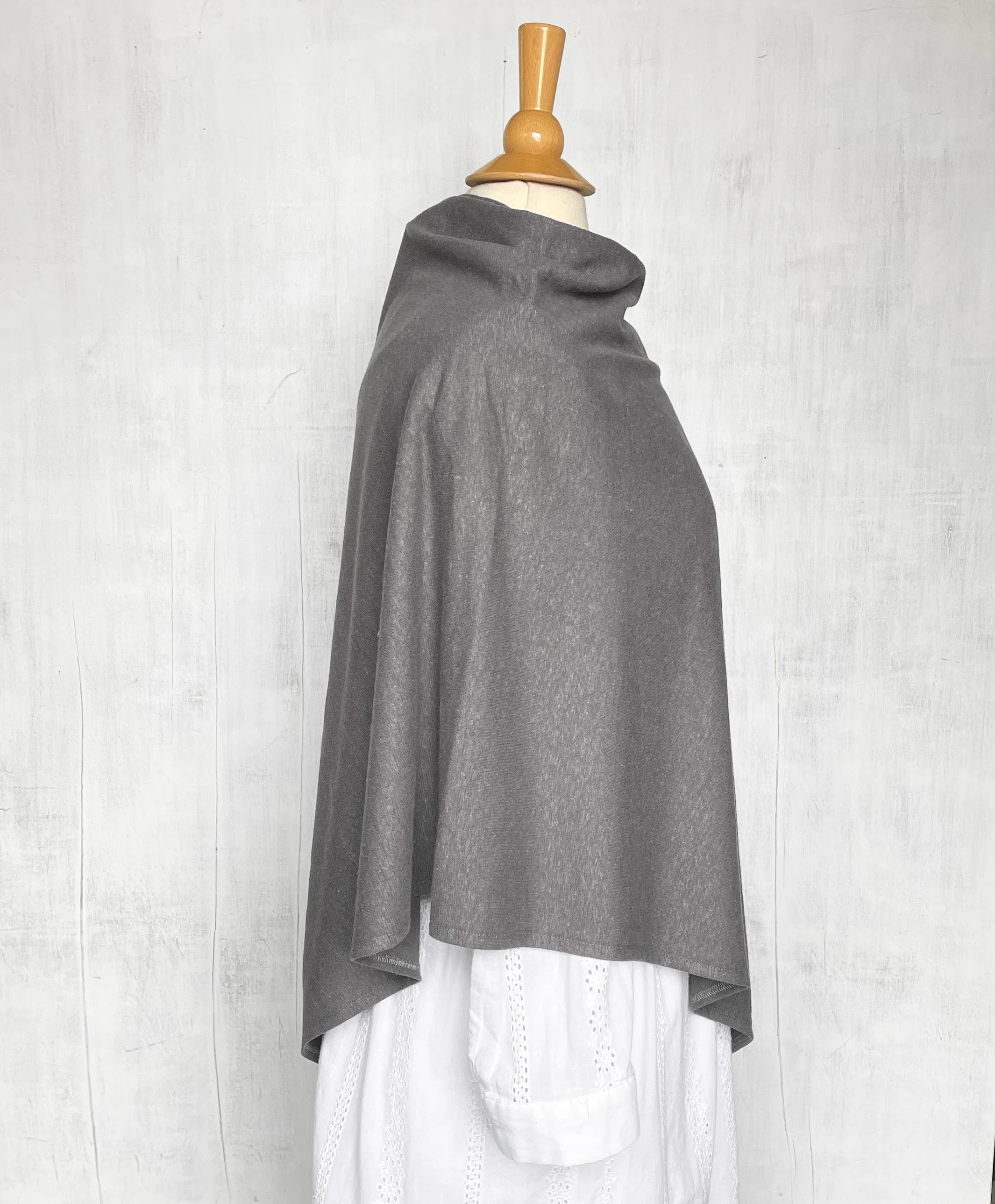 Women's Hemp / Organic Cotton Lightweight Poncho with Falling Feathers - Gray